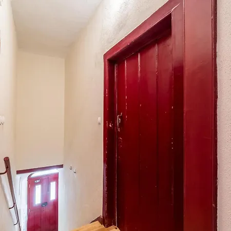 Charming 1br - Rustic Style Apartament Lizbona